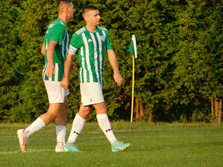 Nastrzelali